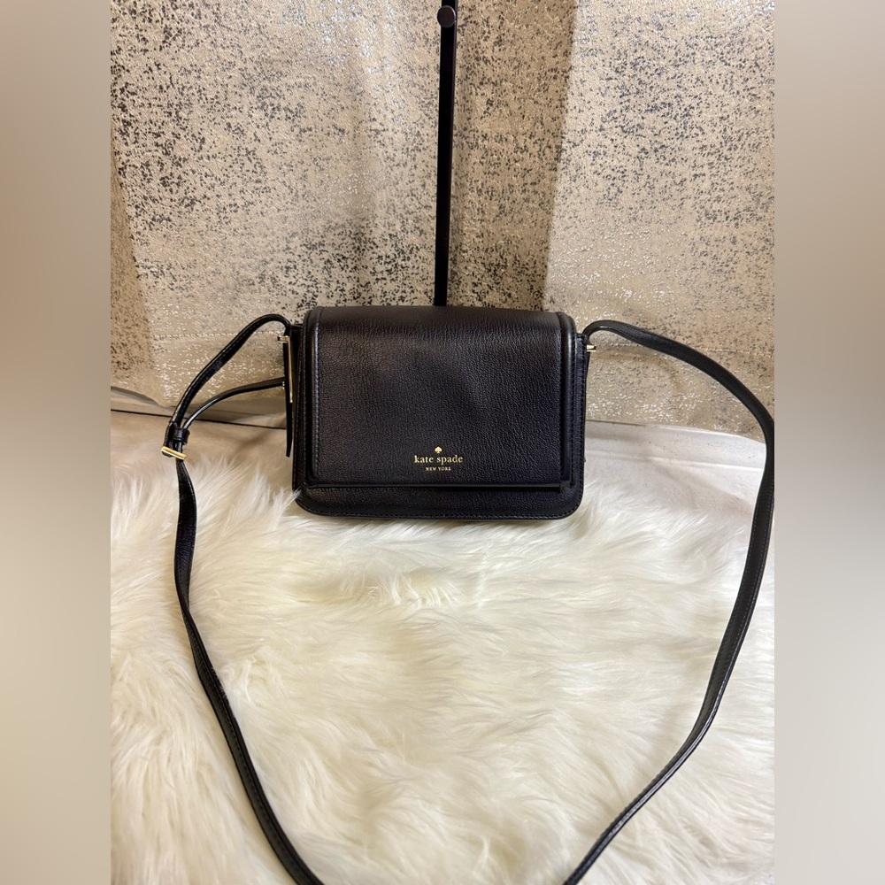 EUC Kate Spade Vikki Bailey Street Crossbody Bag